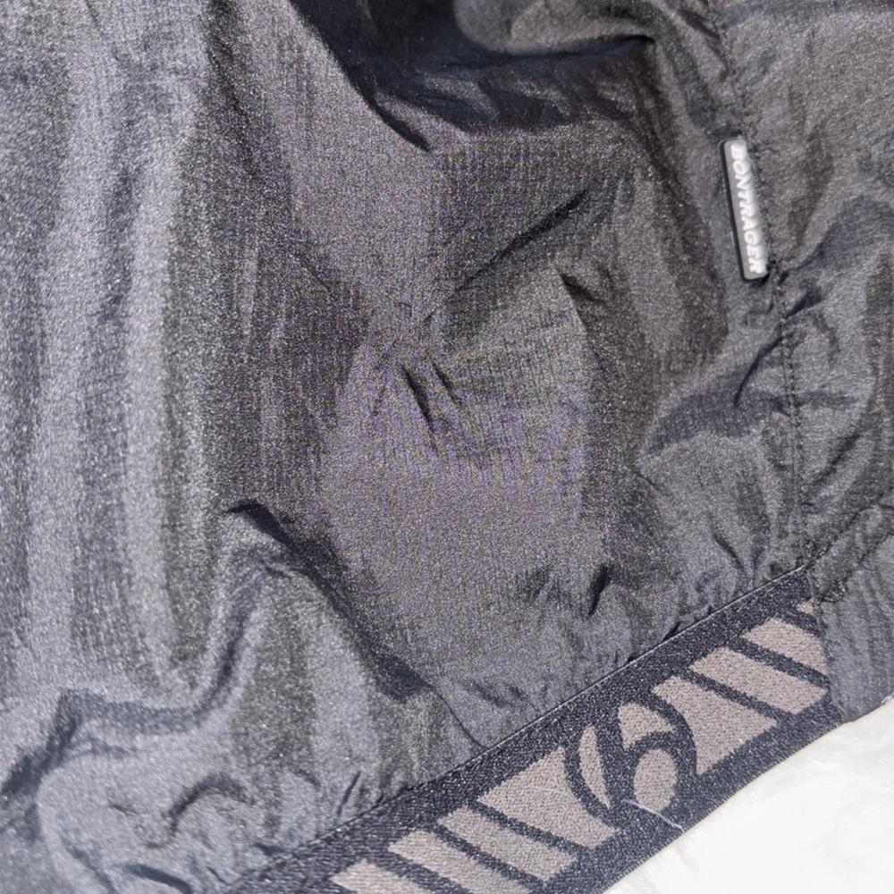 Bontrager Running Lightweight Packable Wind Jacket, Size M - Picture 9 of 16